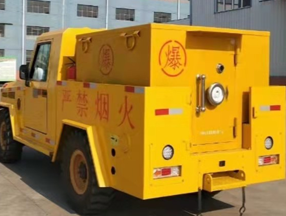 望花凯龙爆破器材运输车：保障爆破任务的安全运行