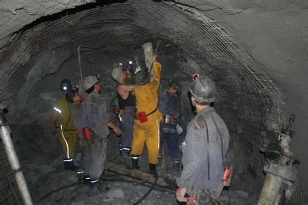 望花工程爆破中的危险因素分析以及应对工程爆破危险的措施